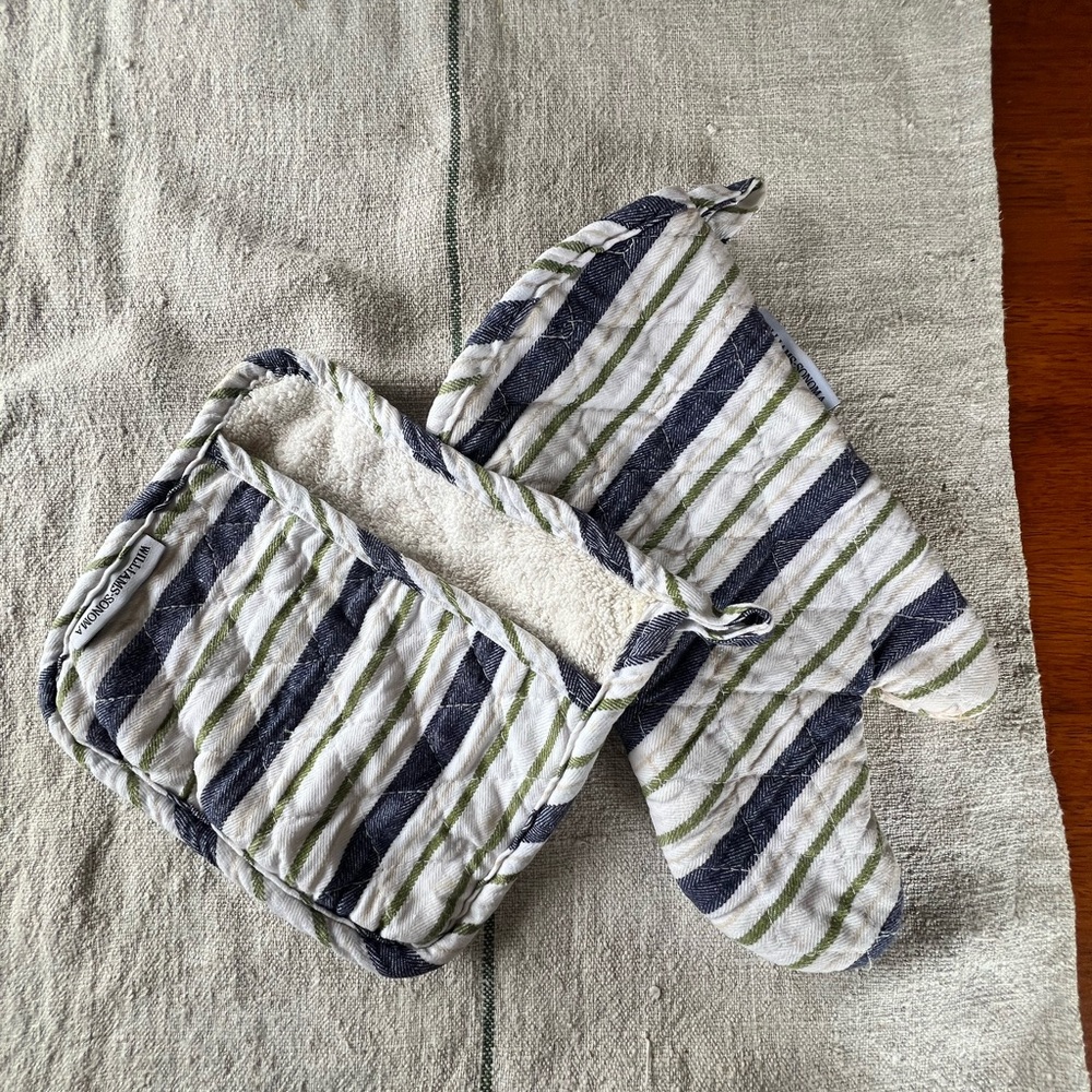 Williams Sonoma Navy and Green Striped Kitchen Set